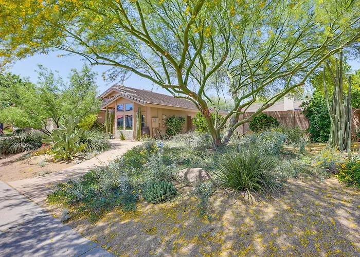 Holiday home Patio & Pool Access: Sunny Casita! *